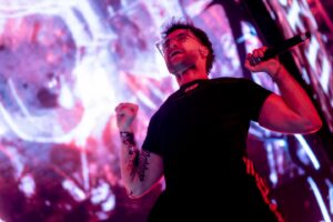 Riot Shift lanzan su brillante álbum debut: ‘SCAR SANCTUARY’