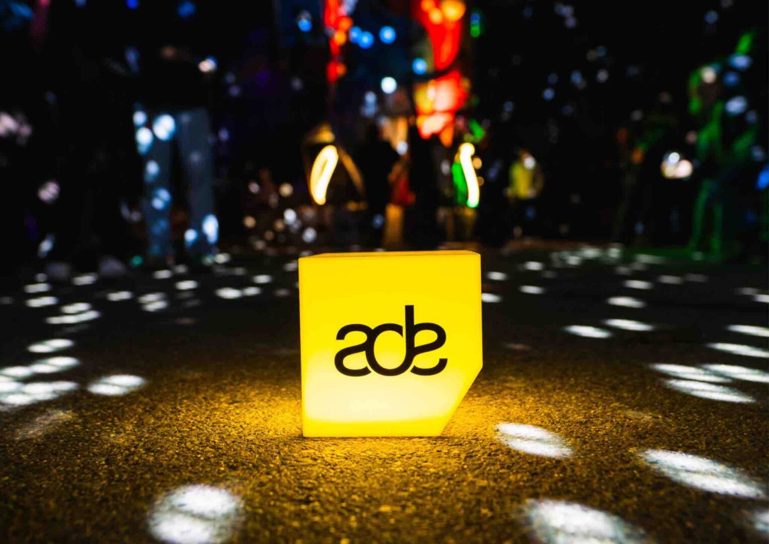Komplott y Overgave anuncian la cancelación de su evento colaborativo tras ser eliminados de la programación de ADE